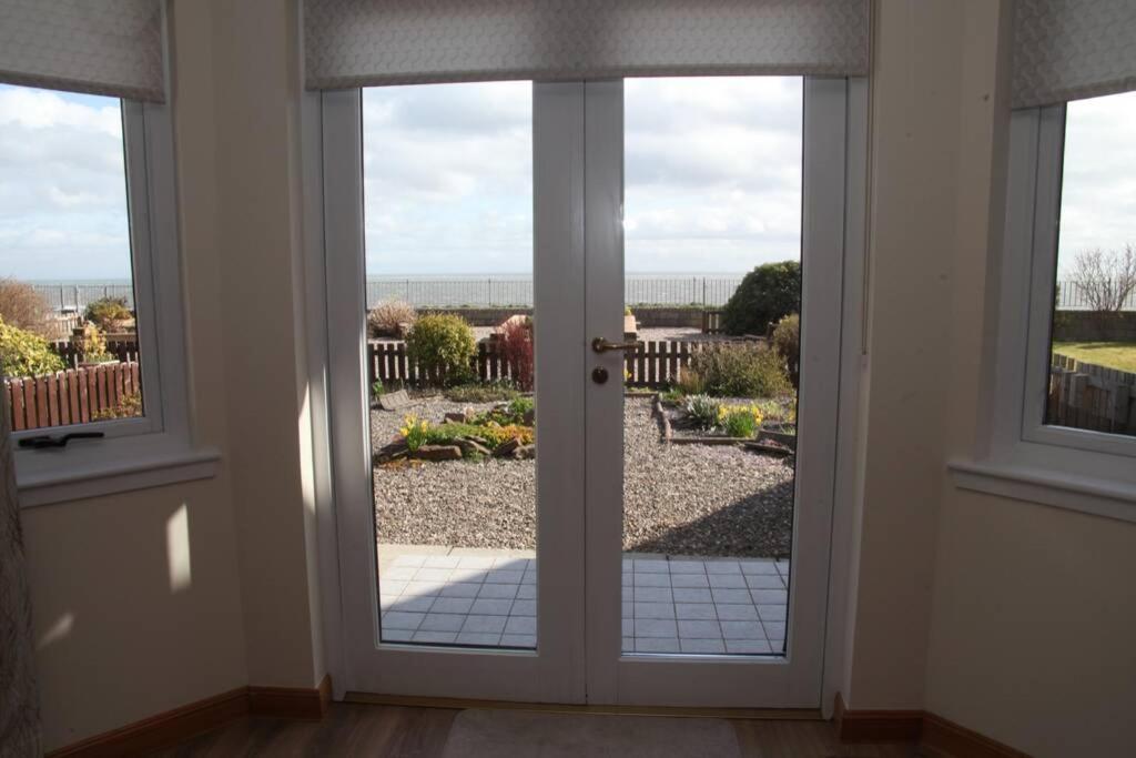 Bell Rock View Arbroath Apartment Angus Exterior foto